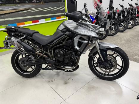 TRIUMPH Tiger 800 XRT, Foto 1