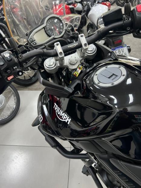 TRIUMPH Tiger 800 XRX, Foto 4