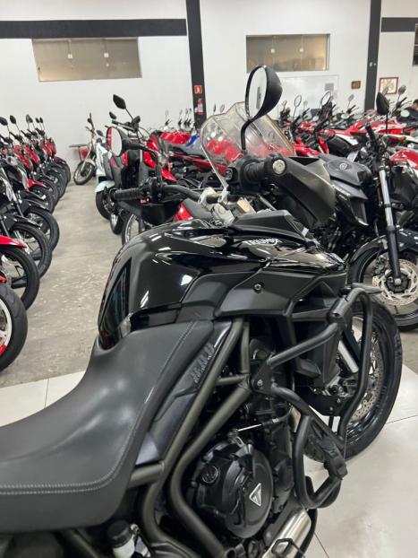 TRIUMPH Tiger 800 XRX, Foto 12