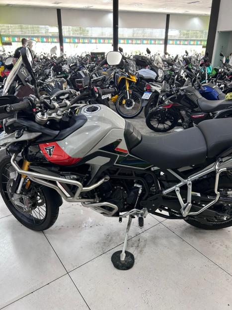 TRIUMPH Tiger 900 , Foto 3