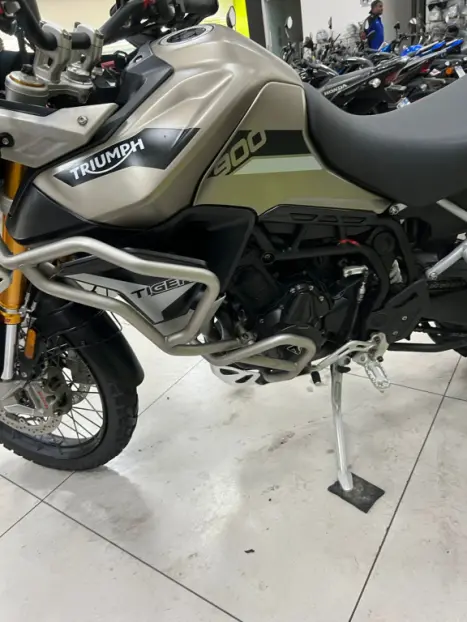 TRIUMPH Tiger 900 RALLY PR�, Foto 3