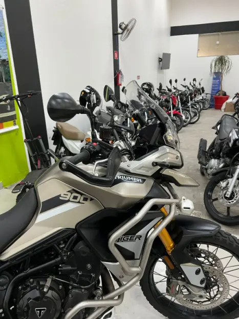TRIUMPH Tiger 900 RALLY PR�, Foto 4