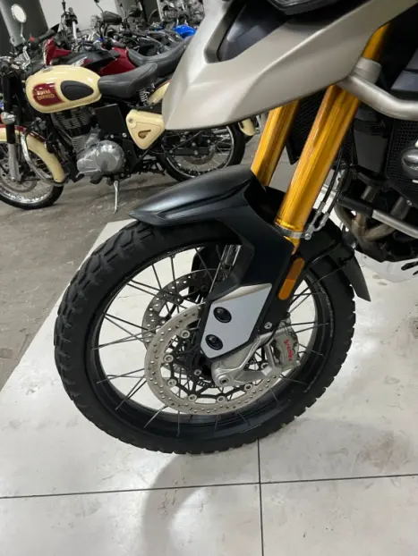 TRIUMPH Tiger 900 RALLY PR�, Foto 5