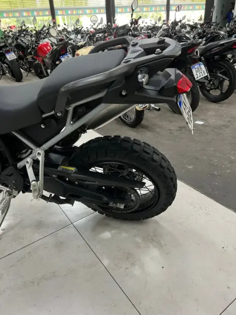 TRIUMPH Tiger 900 RALLY PR�, Foto 7