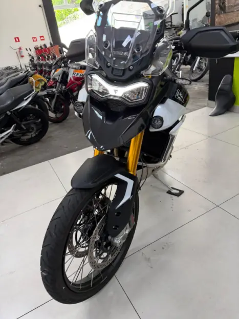 TRIUMPH Tiger 900 RALLY PR�, Foto 3