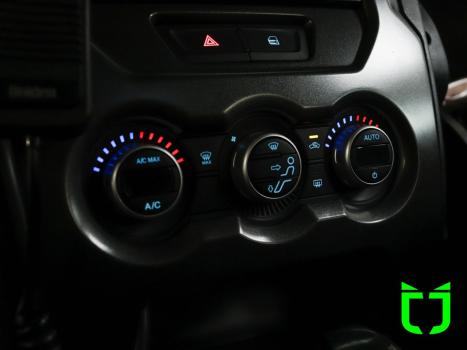 TROLLER TX 4 3.2 20V TGV 4x4 TURBO INTERCOOLER AUTOM�TICO, Foto 11