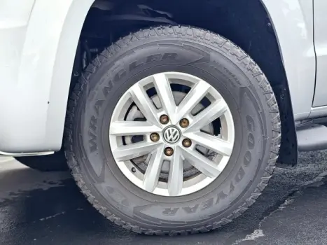 VOLKSWAGEN Amarok 2.0 16V 4X4 SE CABINE DUPLA TURBO INTERCOOLER, Foto 20 VOLKSWAGEN Amarok 2.0 16V 4X4 SE CABINE DUPLA TURBO INTERCOOLER, Foto 20