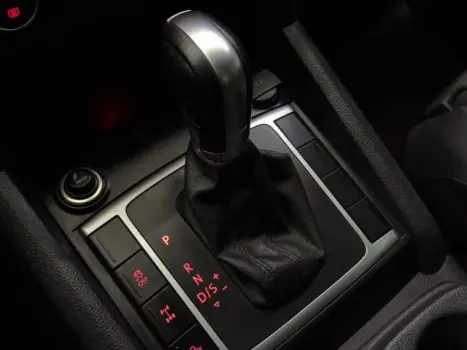 VOLKSWAGEN Amarok 2.0 16V 4X4 CABINE DUPLA HIGHLINE TURBO INTERCOOLER AUTOM�TICO, Foto 14