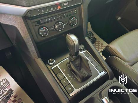 VOLKSWAGEN Amarok 3.0 V6 CABINE DUPLA HIGHLINE 4X4 TURBO INTERCOOLER AUTOMTICO, Foto 9