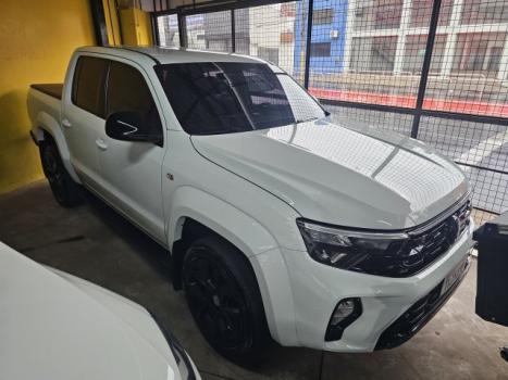 VOLKSWAGEN Amarok 3.0 V6 CABINE DUPLA HIGHLINE 4X4 TURBO INTERCOOLER AUTOMTICO, Foto 2