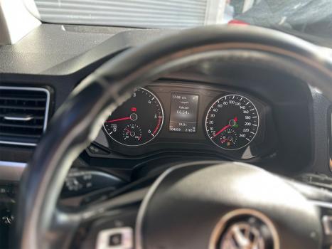 VOLKSWAGEN Amarok 3.0 V6 CABINE DUPLA HIGHLINE 4X4 TURBO INTERCOOLER AUTOM�TICO, Foto 12