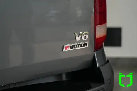 VOLKSWAGEN Amarok 3.0 V6 CABINE DUPLA COMFORT 4X4 TURBO INTERCOOLER AUTOM�TICO, Foto 7