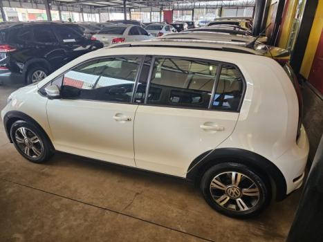 VOLKSWAGEN Cross UP 1.0 12V 4P TSI FLEX, Foto 8