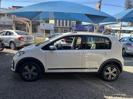 VOLKSWAGEN Cross UP 1.0 12V 4P TSI FLEX, Foto 2