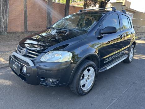 VOLKSWAGEN Crossfox 1.6 4P FLEX, Foto 2 VOLKSWAGEN Crossfox 1.6 4P FLEX, Foto 2