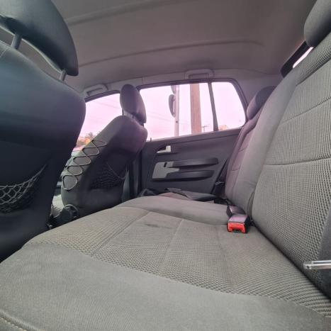 VOLKSWAGEN Crossfox 1.6 4P FLEX, Foto 8 VOLKSWAGEN Crossfox 1.6 4P FLEX, Foto 8