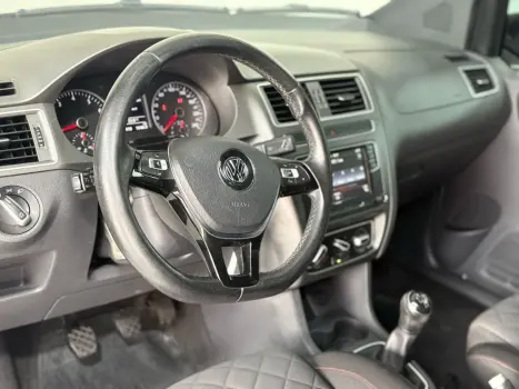 VOLKSWAGEN Fox 1.6 4P EXTREME FLEX, Foto 8 VOLKSWAGEN Fox 1.6 4P EXTREME FLEX, Foto 8