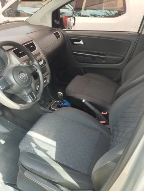 VOLKSWAGEN Fox 1.6 4P FLEX I-MOTION AUTOMATIZADO, Foto 6
