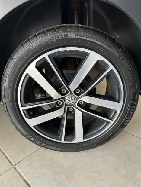VOLKSWAGEN Fox 1.6 4P XTREME FLEX, Foto 12 VOLKSWAGEN Fox 1.6 4P XTREME FLEX, Foto 12