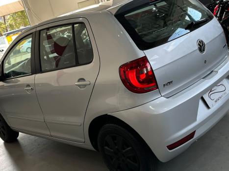 VOLKSWAGEN Fox 1.6 4P BLUEMOTION FLEX, Foto 9 VOLKSWAGEN Fox 1.6 4P BLUEMOTION FLEX, Foto 9