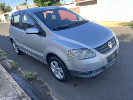 VOLKSWAGEN Fox 1.6 4P PLUS FLEX, Foto 2 VOLKSWAGEN Fox 1.6 4P PLUS FLEX, Foto 2