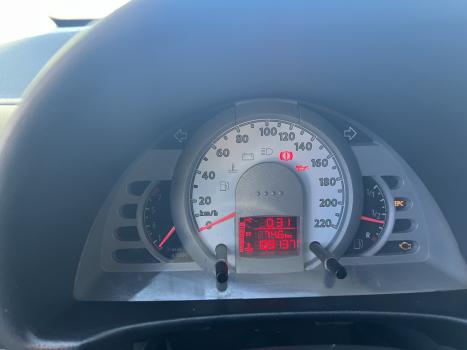 VOLKSWAGEN Fox 1.6 4P PLUS FLEX, Foto 7 VOLKSWAGEN Fox 1.6 4P PLUS FLEX, Foto 7