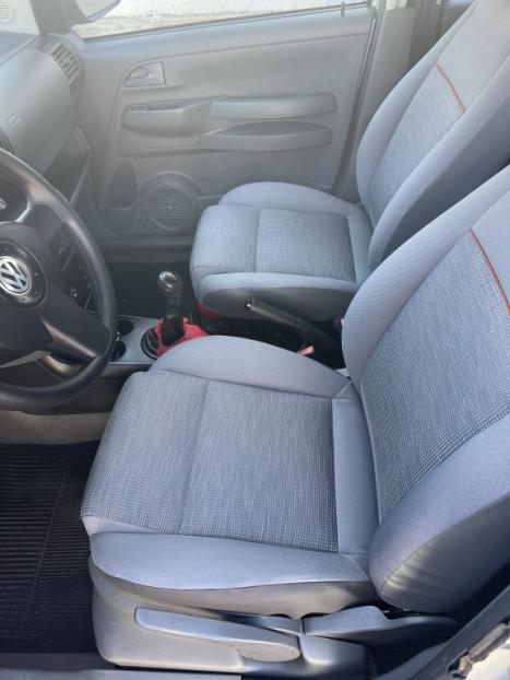 VOLKSWAGEN Fox 1.6 4P PLUS FLEX, Foto 12 VOLKSWAGEN Fox 1.6 4P PLUS FLEX, Foto 12