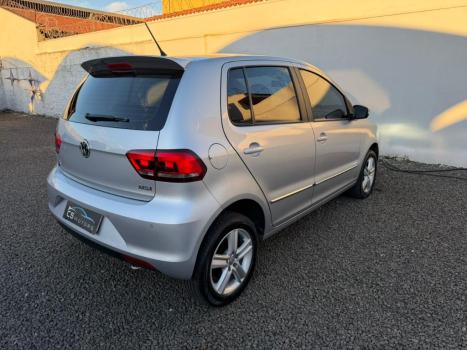 VOLKSWAGEN Fox 1.6 4P HIGHLINE FLEX, Foto 6