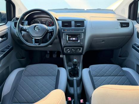 VOLKSWAGEN Fox 1.6 4P HIGHLINE FLEX, Foto 8