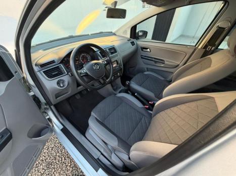 VOLKSWAGEN Fox 1.6 4P HIGHLINE FLEX, Foto 10