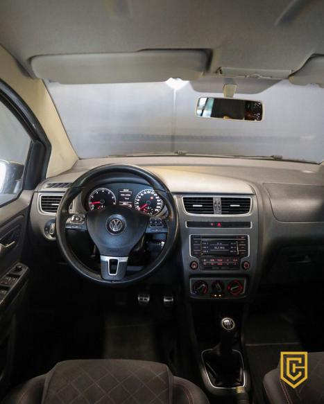 VOLKSWAGEN Fox 1.6 4P HIGHLINE FLEX, Foto 11