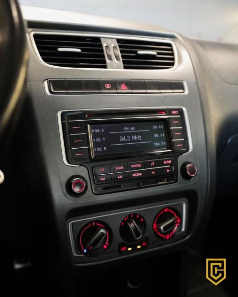VOLKSWAGEN Fox 1.6 4P HIGHLINE FLEX, Foto 16