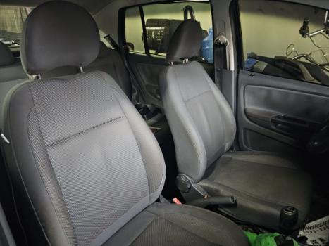 VOLKSWAGEN Fox 1.6 4P, Foto 3