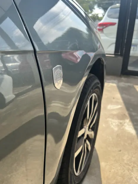 VOLKSWAGEN Gol 1.0 4P G5 FLEX, Foto 4