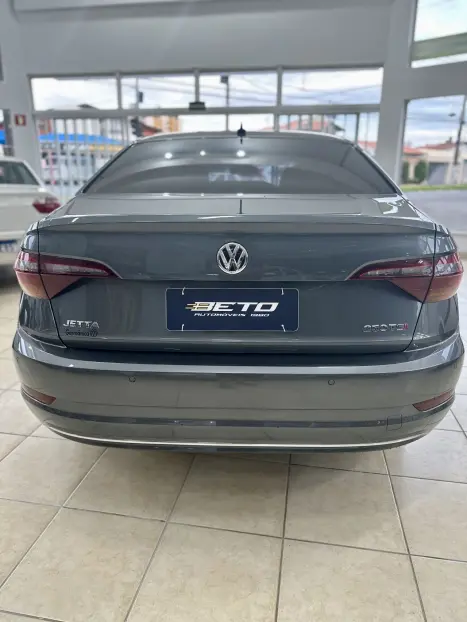VOLKSWAGEN Jetta 1.4 4P 250 TSI TURBO CONFORTLINE AUTOMÁTICO, Foto 4 VOLKSWAGEN Jetta 1.4 4P 250 TSI TURBO CONFORTLINE AUTOMÁTICO, Foto 4