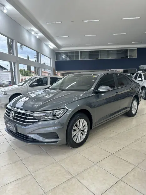 VOLKSWAGEN Jetta 1.4 4P 250 TSI TURBO CONFORTLINE AUTOMÁTICO, Foto 5 VOLKSWAGEN Jetta 1.4 4P 250 TSI TURBO CONFORTLINE AUTOMÁTICO, Foto 5