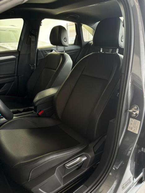 VOLKSWAGEN Jetta 1.4 4P 250 TSI R-LINE AUTOMTICO, Foto 15