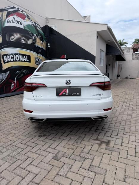 VOLKSWAGEN Jetta 1.4 4P 250 TSI R-LINE AUTOM�TICO, Foto 4