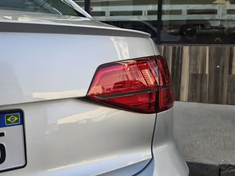 VOLKSWAGEN Jetta 2.0 4P TSI HIGHLINE 200 CV AUTOMÁTICO, Foto 14 VOLKSWAGEN Jetta 2.0 4P TSI HIGHLINE 200 CV AUTOMÁTICO, Foto 14