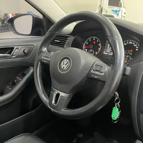 VOLKSWAGEN Jetta 2.0 4P FLEX CONFORTLINE TIPTRONIC AUTOMTICO, Foto 10