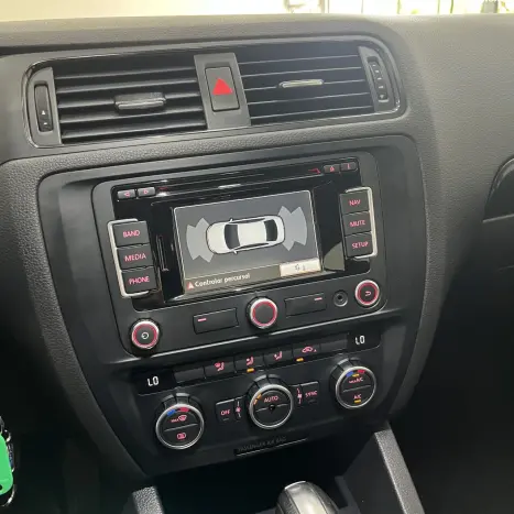 VOLKSWAGEN Jetta 2.0 4P FLEX CONFORTLINE TIPTRONIC AUTOMTICO, Foto 12