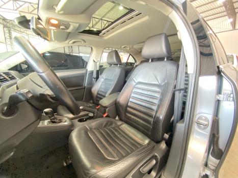 VOLKSWAGEN Jetta 2.0 4P TSI HIGHLINE 211 CV AUTOMTICO, Foto 14