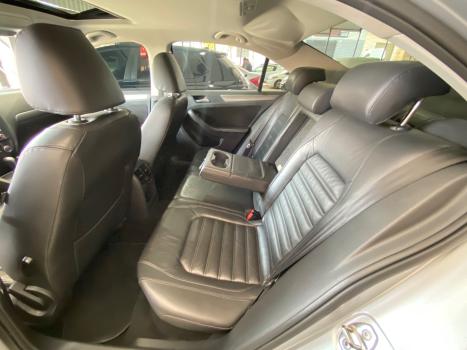VOLKSWAGEN Jetta 2.0 4P TSI HIGHLINE 211 CV AUTOMTICO, Foto 16