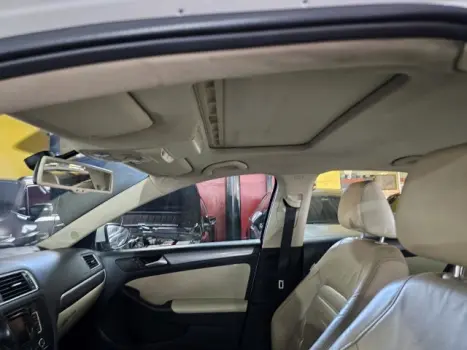 VOLKSWAGEN Jetta 2.0 4P TSI HIGHLINE 211 CV AUTOM�TICO, Foto 4