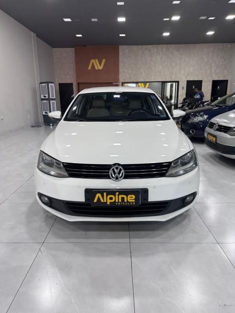 VOLKSWAGEN Jetta 2.0 4P COMFORTLINE FLEX, Foto 1