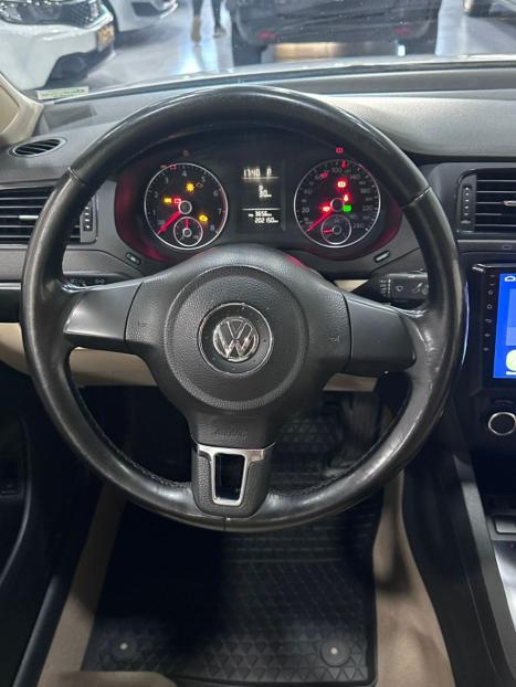 VOLKSWAGEN Jetta 2.0 4P COMFORTLINE FLEX, Foto 10