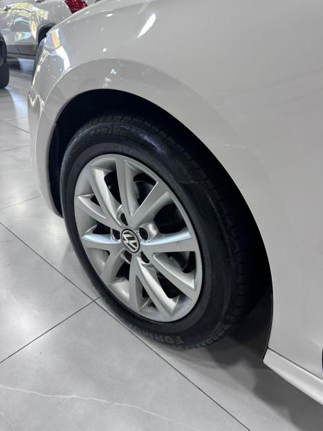 VOLKSWAGEN Jetta 2.0 4P COMFORTLINE FLEX, Foto 14