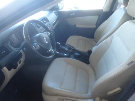 VOLKSWAGEN Jetta 2.0 4P FLEX COMFORTLINE TIPTRONIC AUTOM�TICO, Foto 4