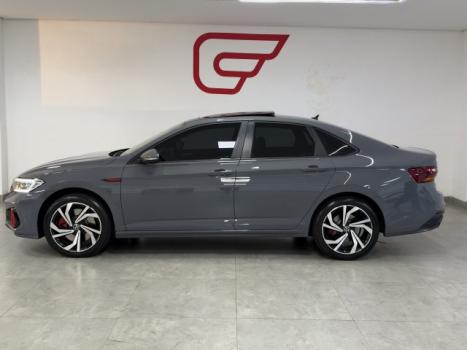 VOLKSWAGEN Jetta 2.0 4P 350 TSI GLI AUTOMÁTICO DSG, Foto 4