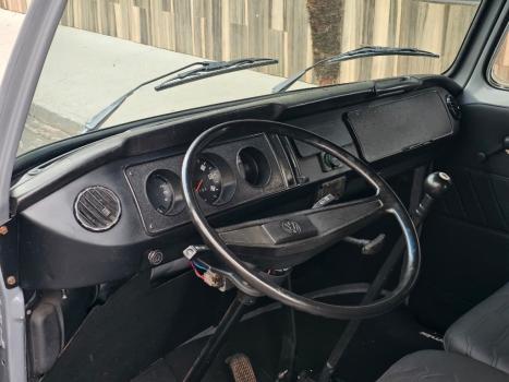 VOLKSWAGEN Kombi 1.6 FURG�O, Foto 4